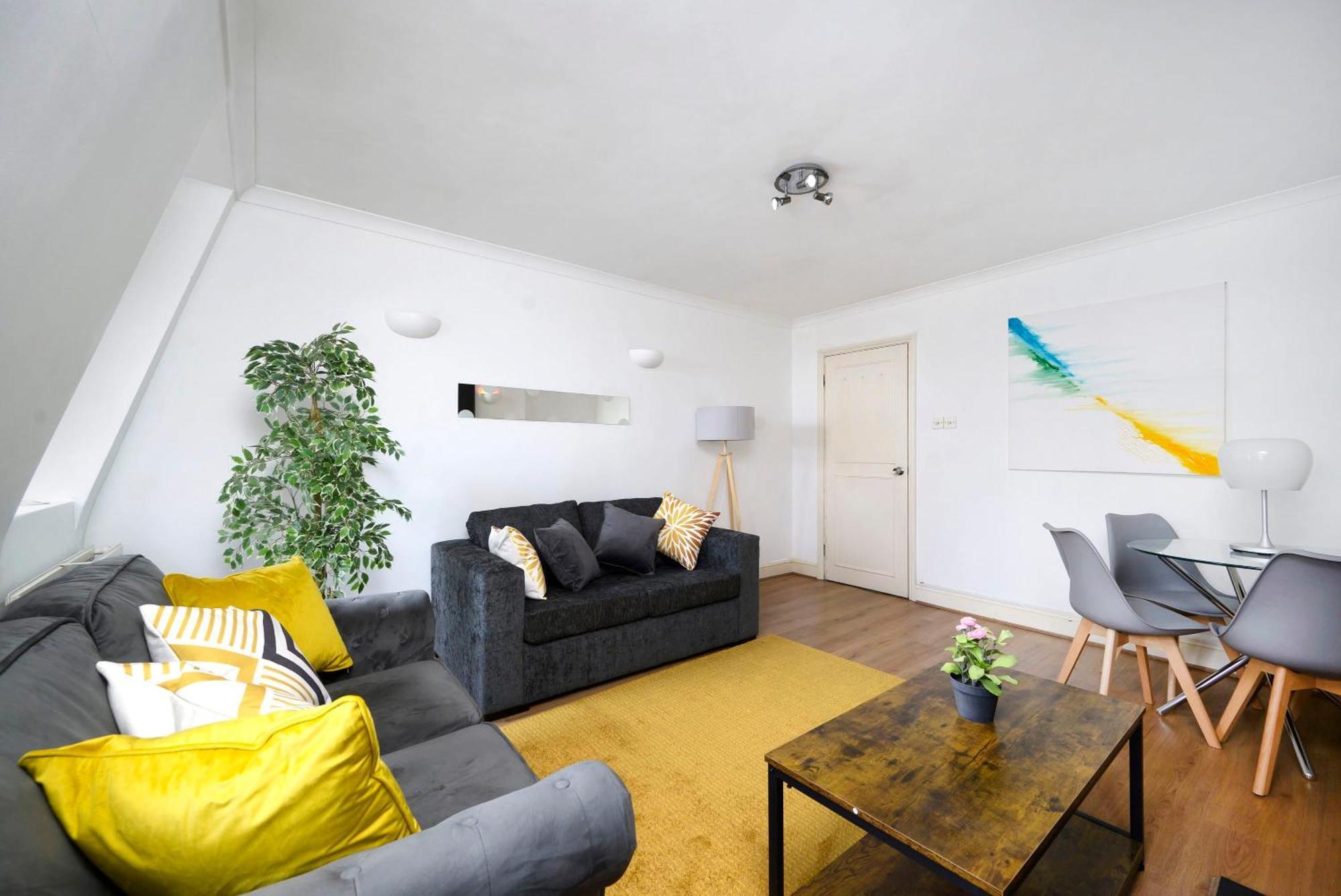 Wonderful 2br Flat On Richmond Street Appartement